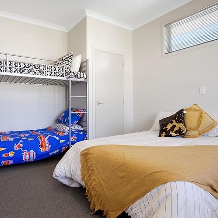 Sky Blue Retreat - Waihi Beach Holiday Home Luaran gambar
