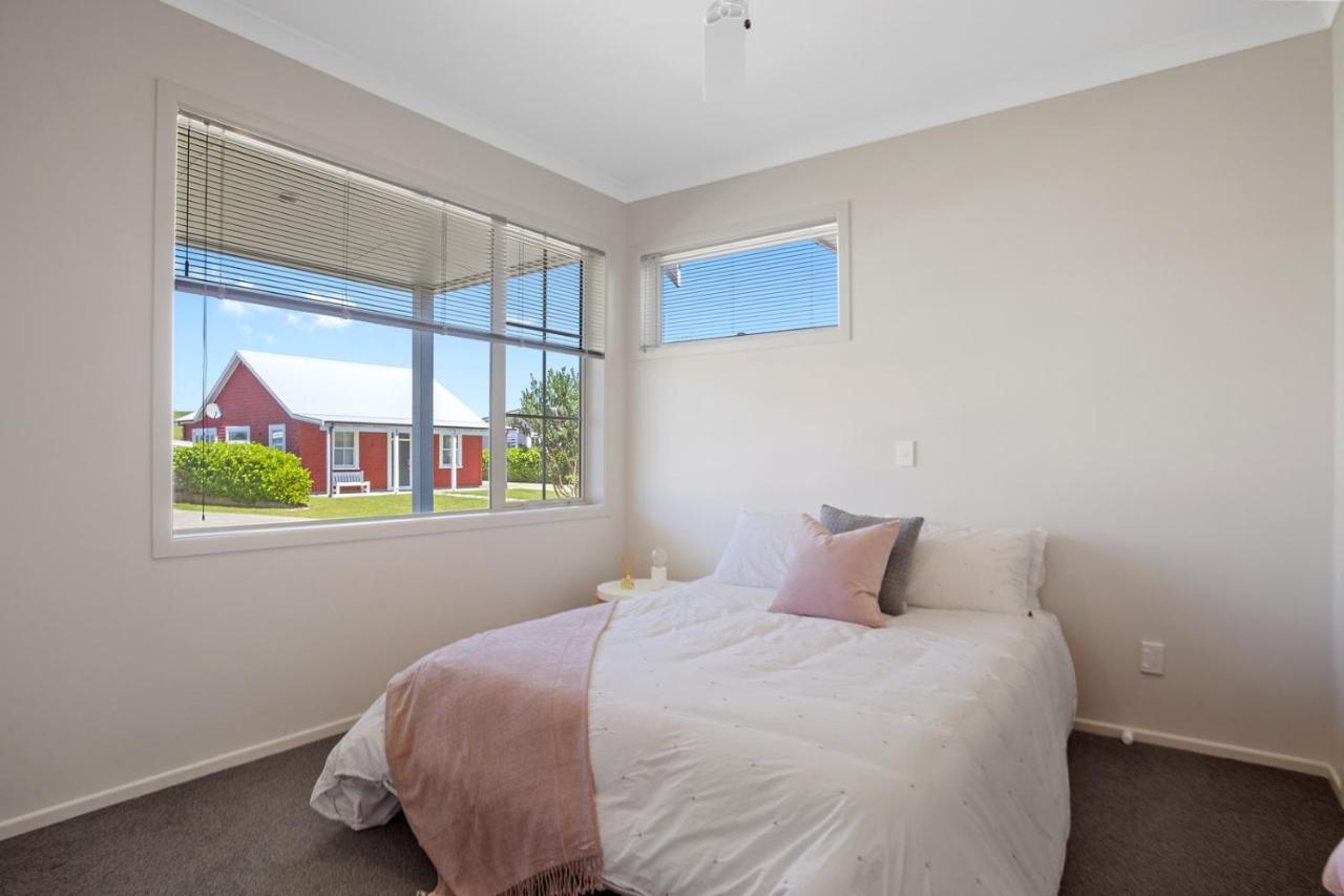 Sky Blue Retreat - Waihi Beach Holiday Home Luaran gambar