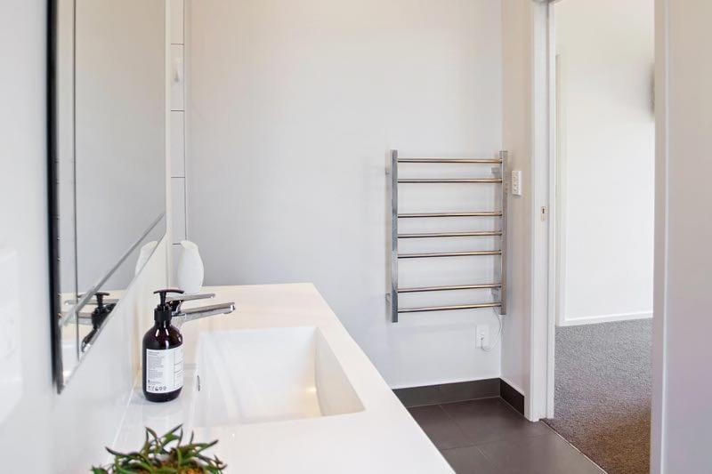 Sky Blue Retreat - Waihi Beach Holiday Home Luaran gambar