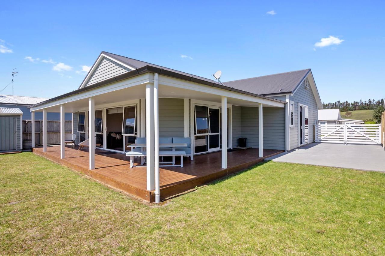 Sky Blue Retreat - Waihi Beach Holiday Home Luaran gambar