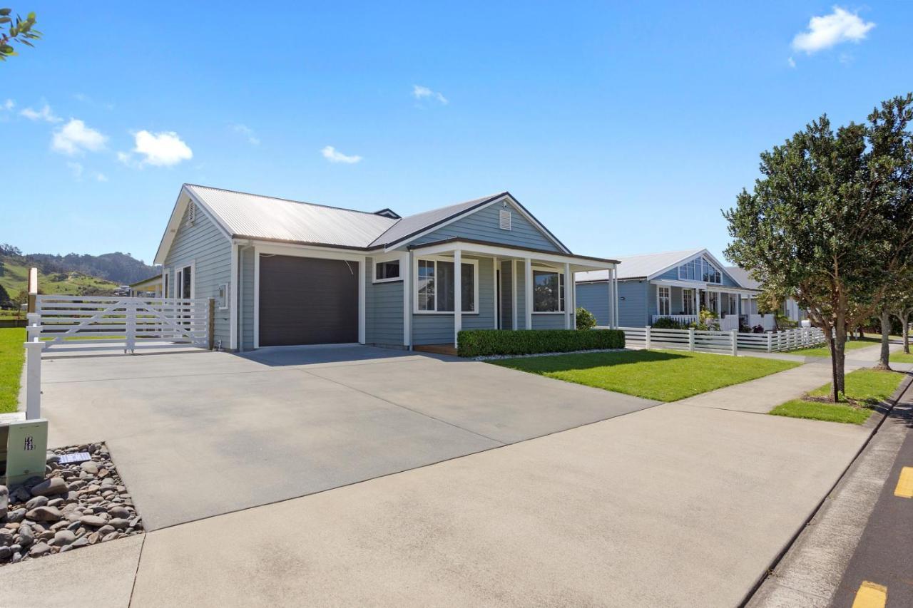 Sky Blue Retreat - Waihi Beach Holiday Home Luaran gambar