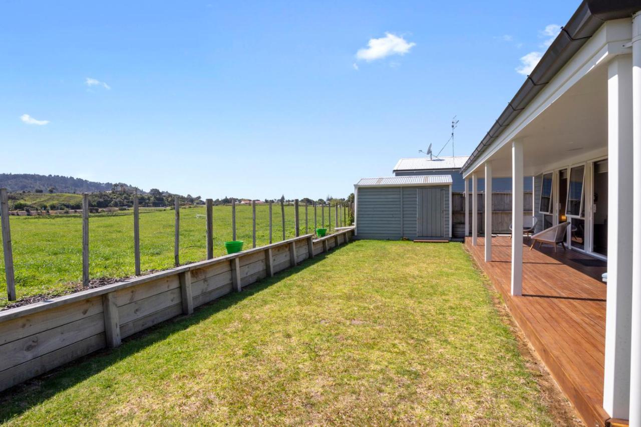 Sky Blue Retreat - Waihi Beach Holiday Home Luaran gambar